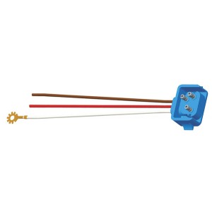 Stop / Tail / Turn Three-Wire 90º Plug-In Pigtails for Female Pin Lamps